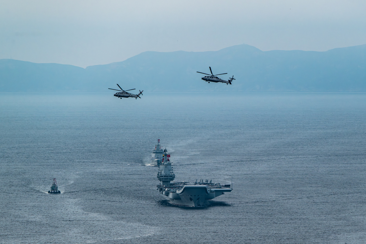 中国国防建设未来发展方向：科技强军、军民融合、国际合作