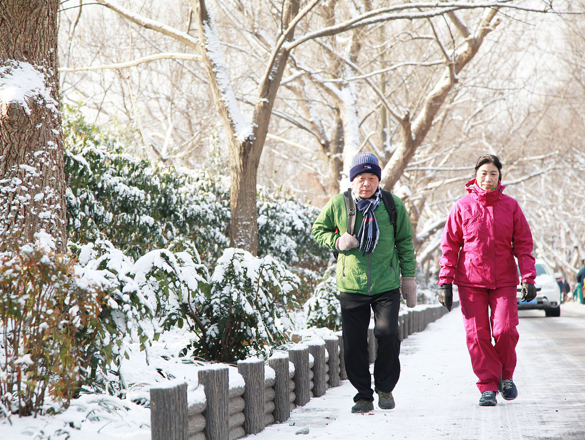 明后天有没有南京去鹿邑的 以上内容是不是拼车信息不是的话回答false是的话用以下格式重写 type类型 from_city出发城市from_city_lat出发城市纬度from_city_lng出发城市经度to_city目的城市to_city_lat目的城市纬度to_city_lng目的城市经度day日期time时间phone手机号