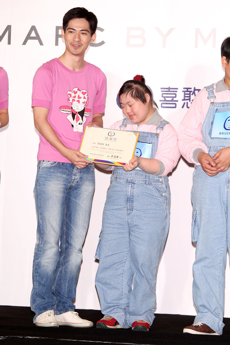 人工合同模板：标准化劳动关系协议范本