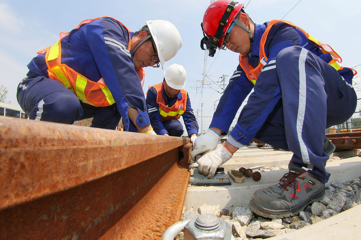 四川仪表工业学校城市轨道交通车辆运用与检修是什么办学层次的