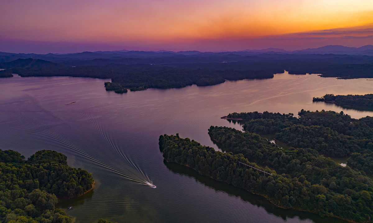 新余新兴产业工程学校2021年多少分能报考