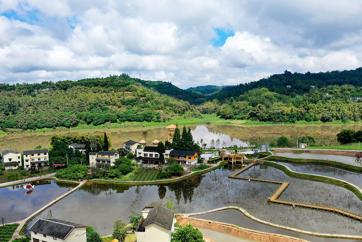 贵州职校旅游管理专业就业前景好不好？好就业吗