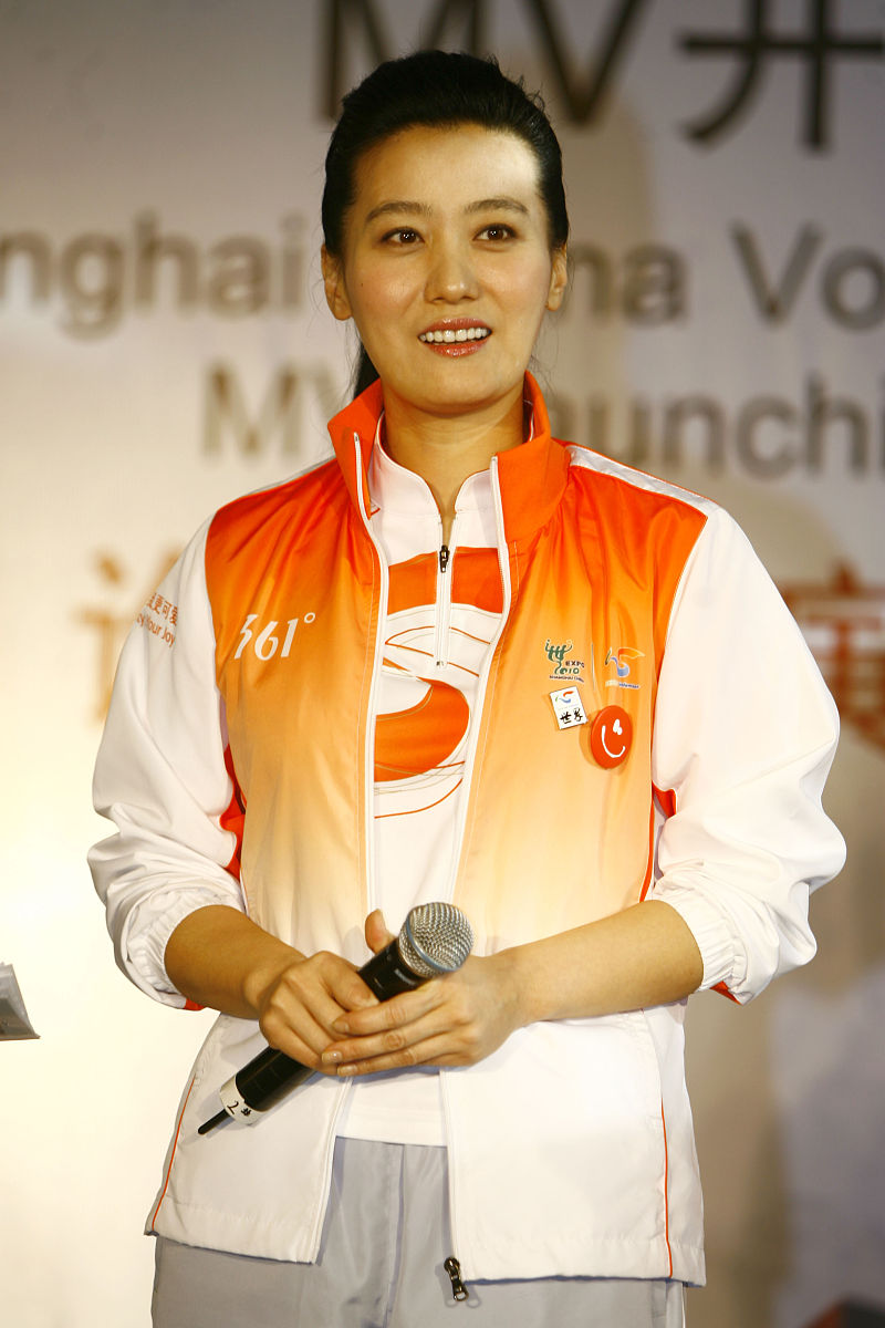 2010年3月16日,北京,中国2010年上海世博会志愿者主题歌《世界》mv开