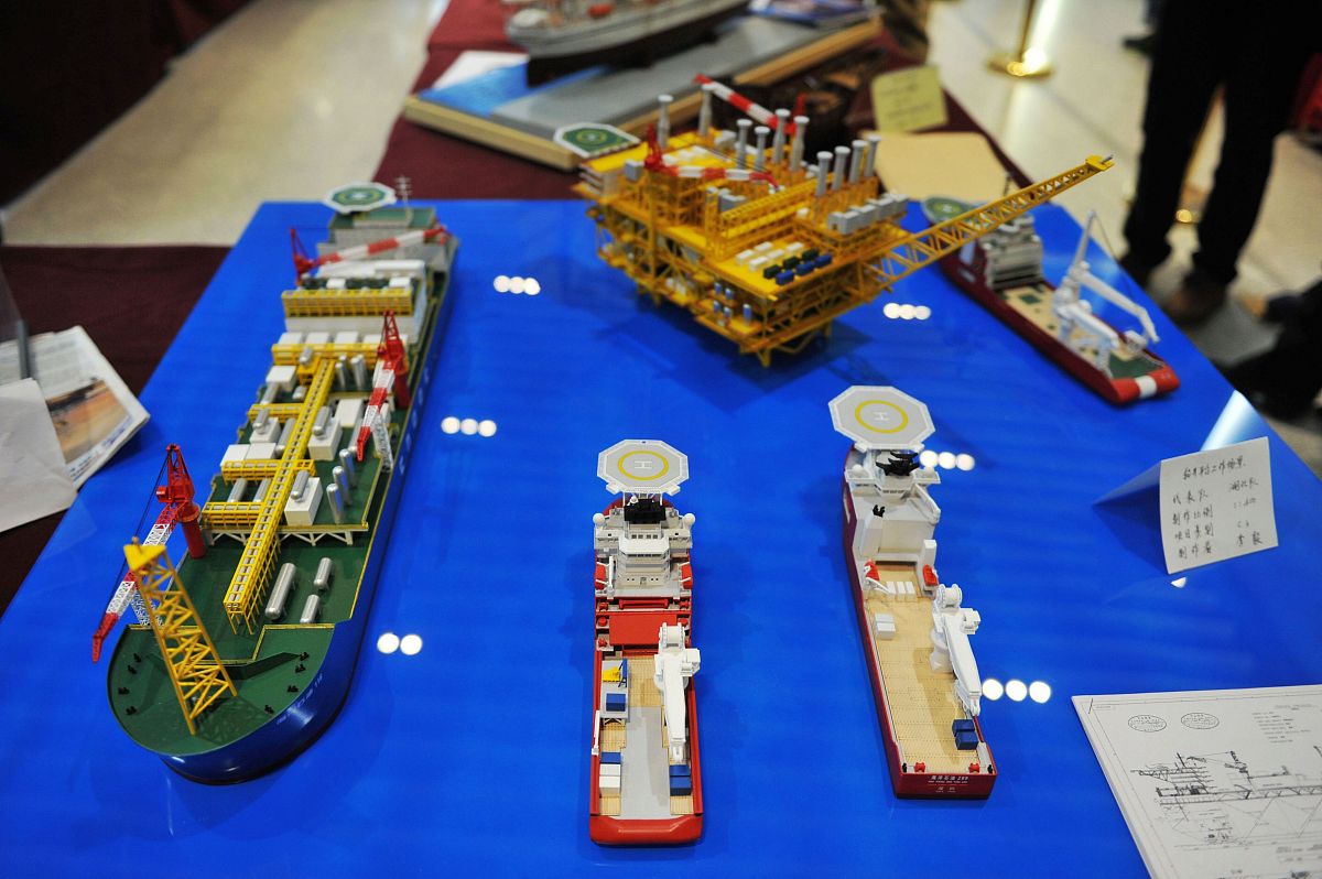 生成一个邮轮积木的有效概论