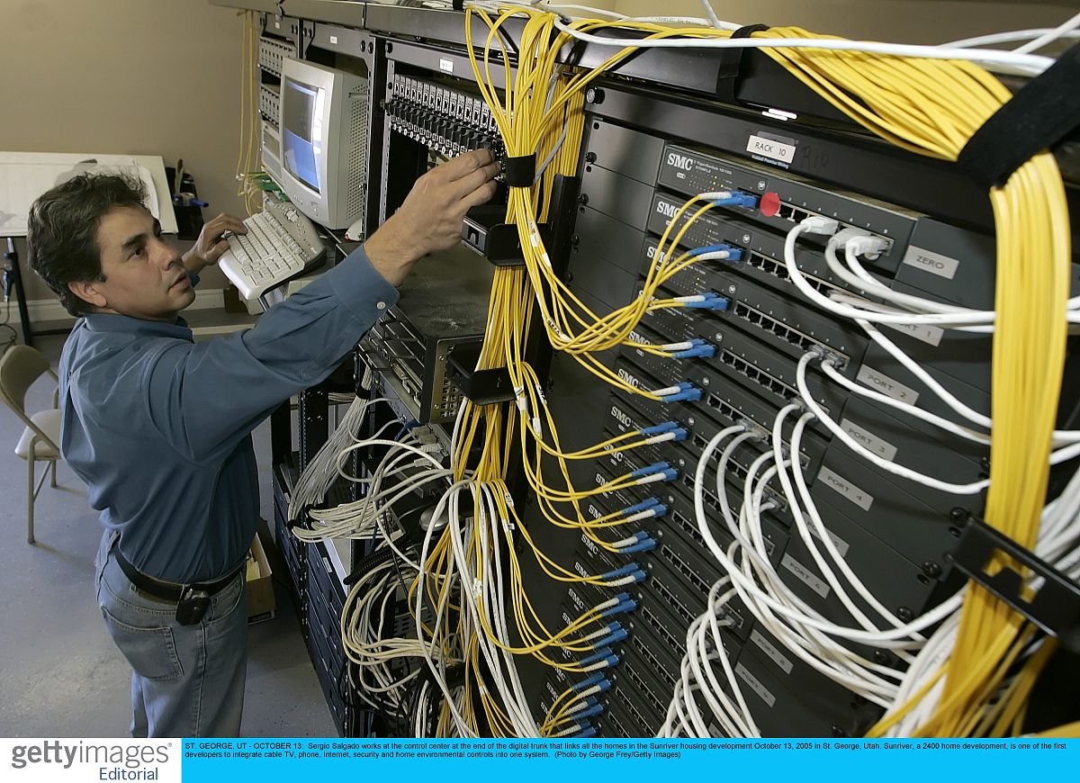 论述九年级学生语文课外阅读不足的原因。