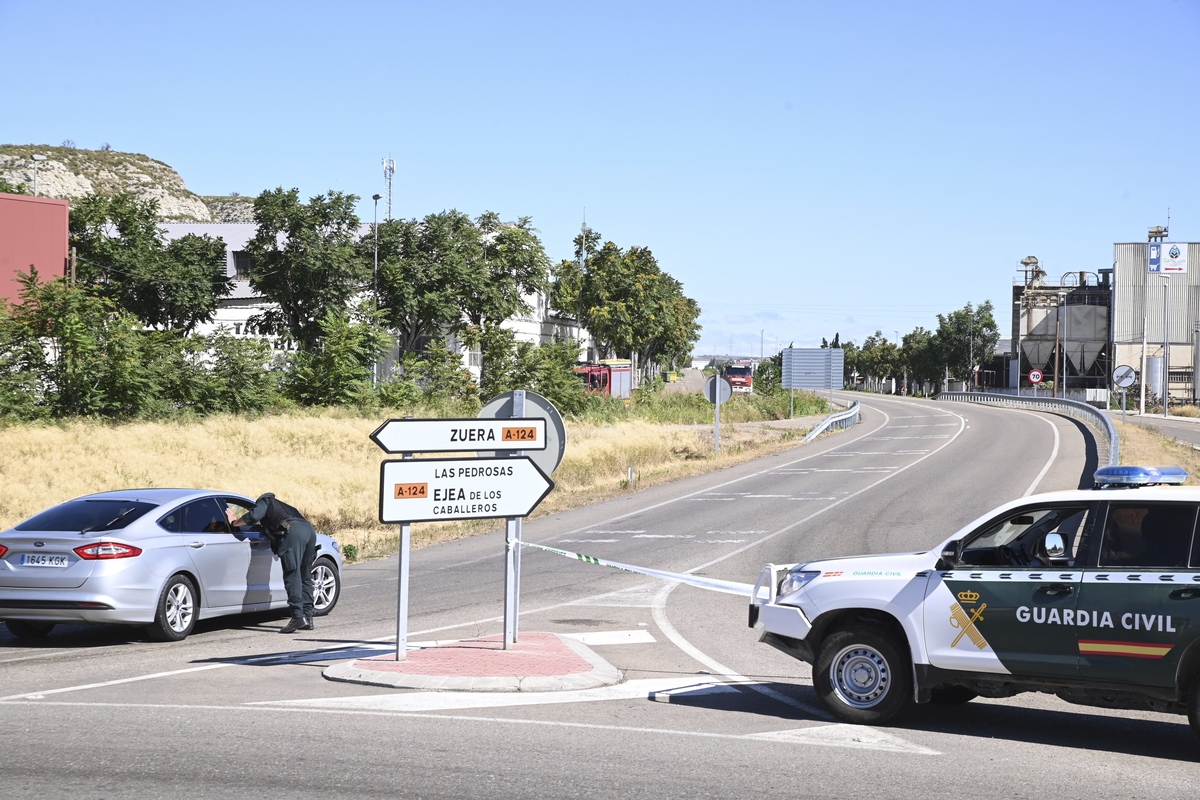 Cars Outside: A Guide to Vehicles on the Streets and in Parking Lots