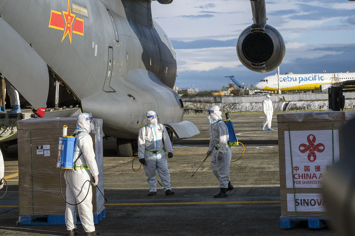 季诺维也夫与苏联内务部：太空英雄与国家安全机构