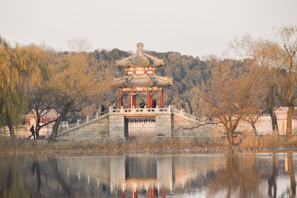 用中文写一篇关于唐代历史的论文可以发表在SCI期刊上的