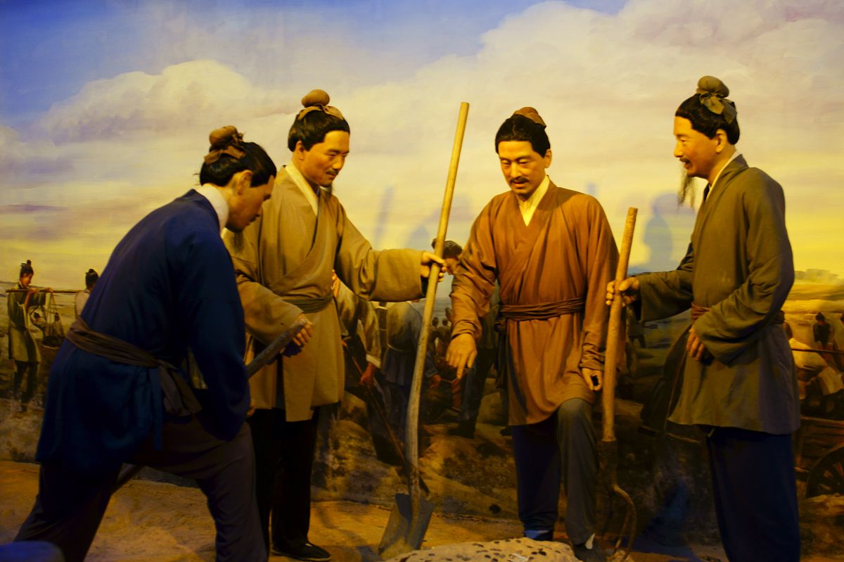 秦桧的罪行：从陷害岳飞到祸国殃民