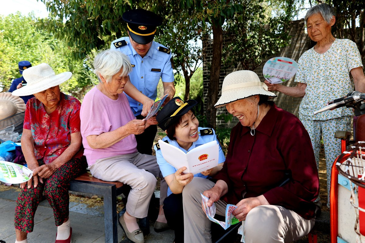 临时儿女从业者月入过万