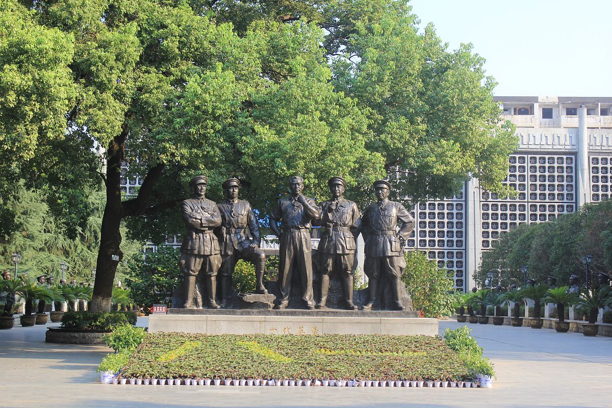 2023年南昌中专学校排名：哪所学校适合你？