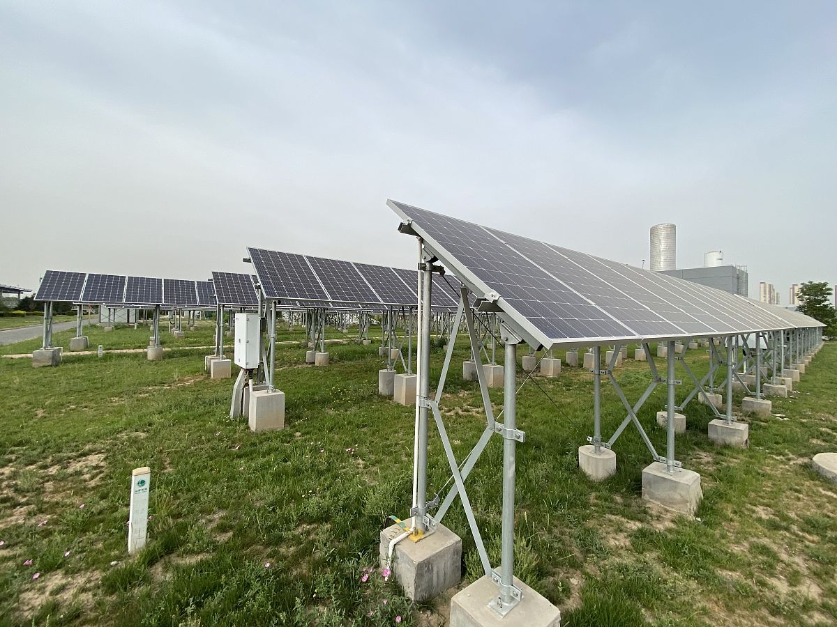 写一篇大唐新疆清洁能源有限公司简介写成一段话格式。