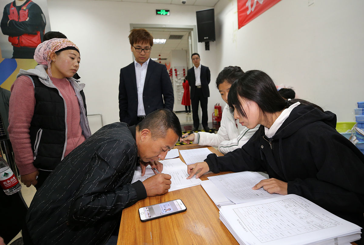 重庆卫校护理专业就业前景分析：课程设置、就业方向及发展趋势