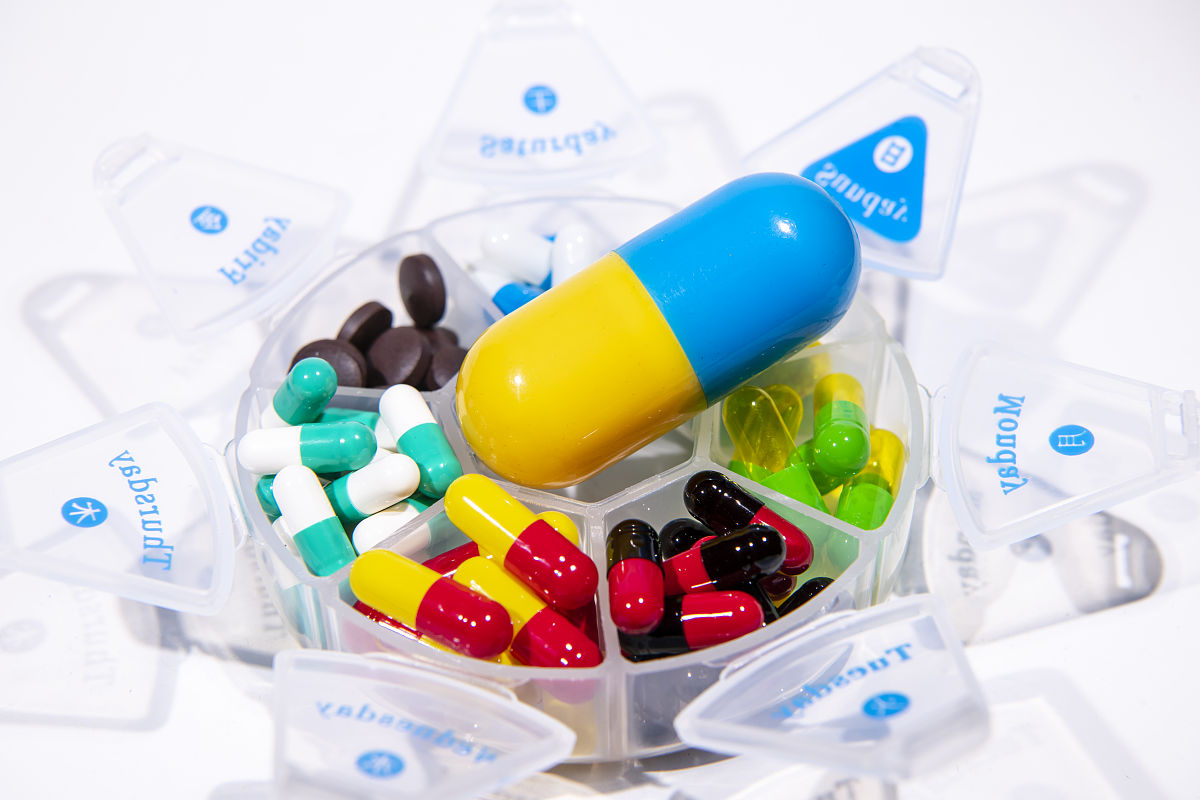 感冒药和退烧药可以一起吃吗？