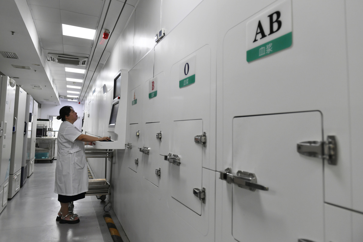 化学药品存储柜整段简介