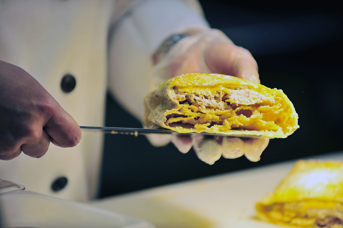 高星级饭店运营与管理专业（酒店管理方向 中高职一体化 五年制班）值得选择吗？