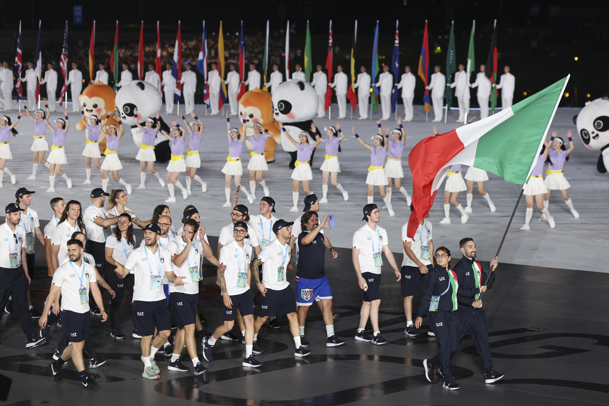 成都大运会首场打响！精彩赛事引爆青春激情