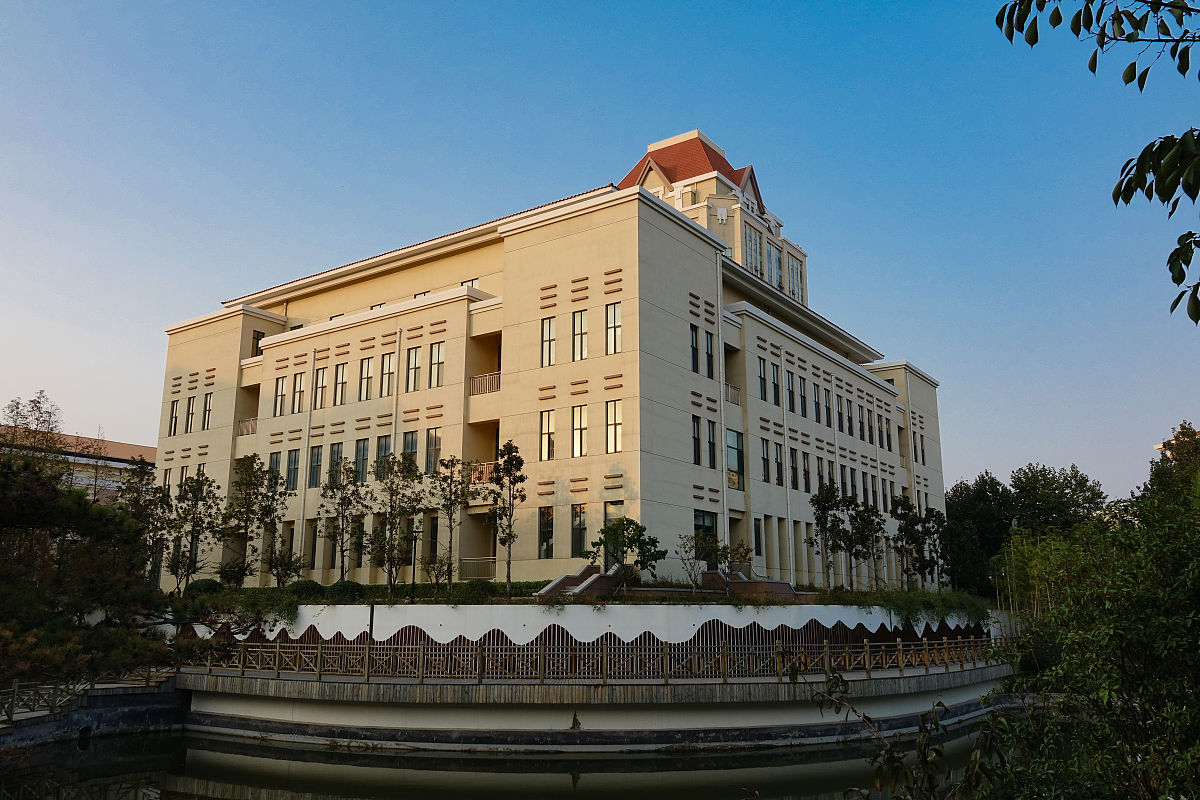 贵州师范大学求是学院信息管理与信息系统专业怎么样？ - 深度解析优势劣势及未来发展