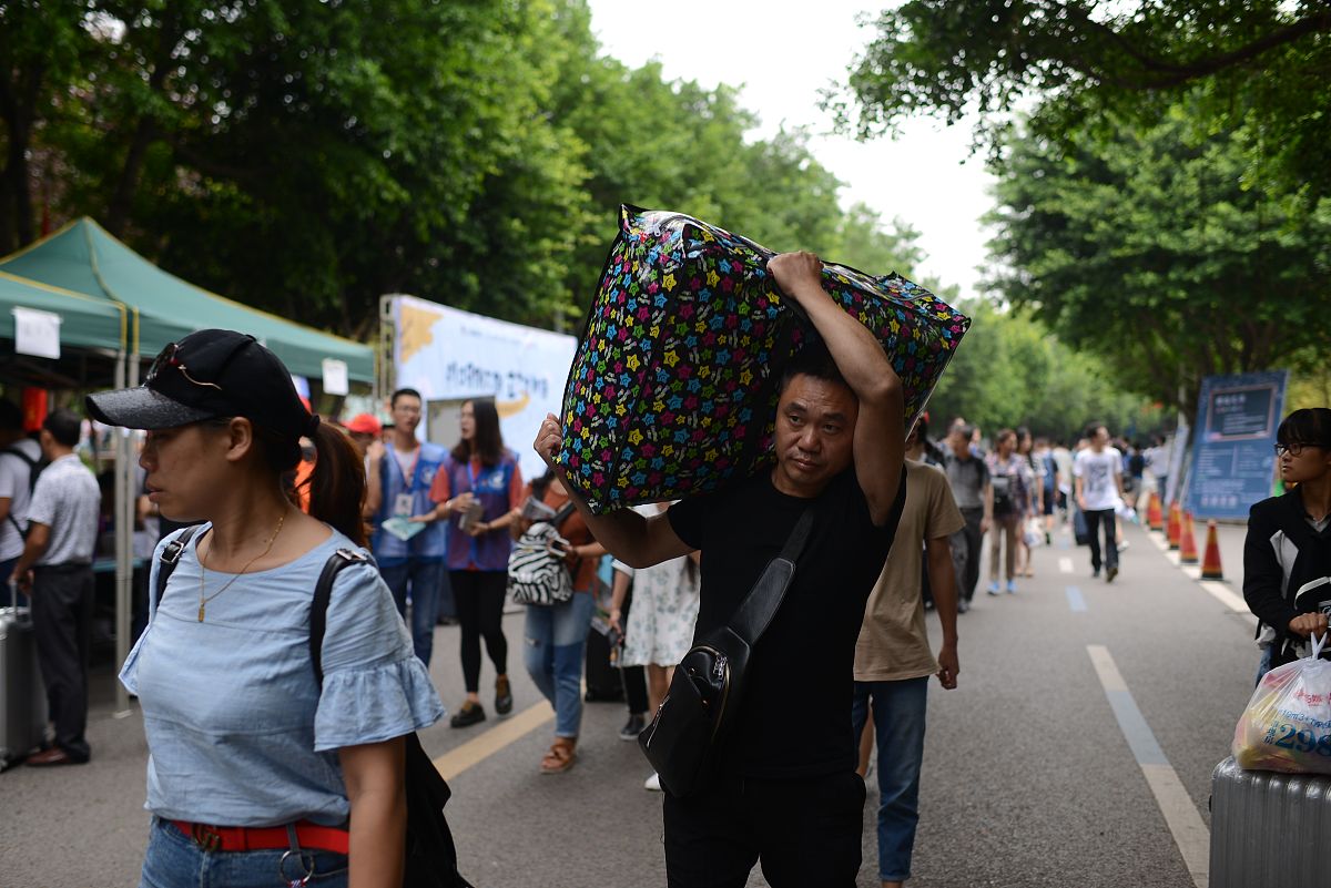 重庆女生读哪所大学好？适合女生的大学推荐