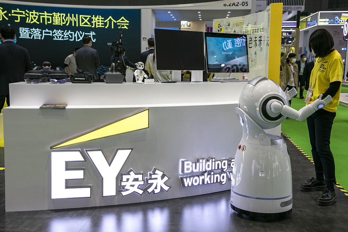 重庆市轻工业学校会计事务专业就业前景 - 就业率高，前景广阔