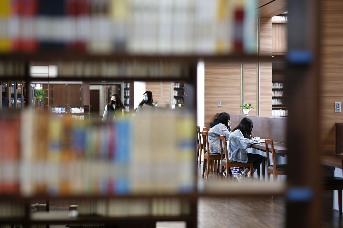 提升写作技巧：克服写作障碍，让你的想法流畅表达