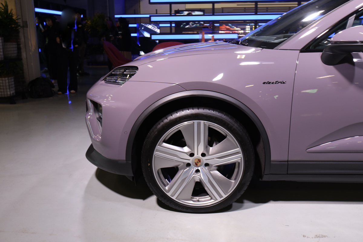 珠光粉：赋予汽车膜闪耀魅力的秘密武器