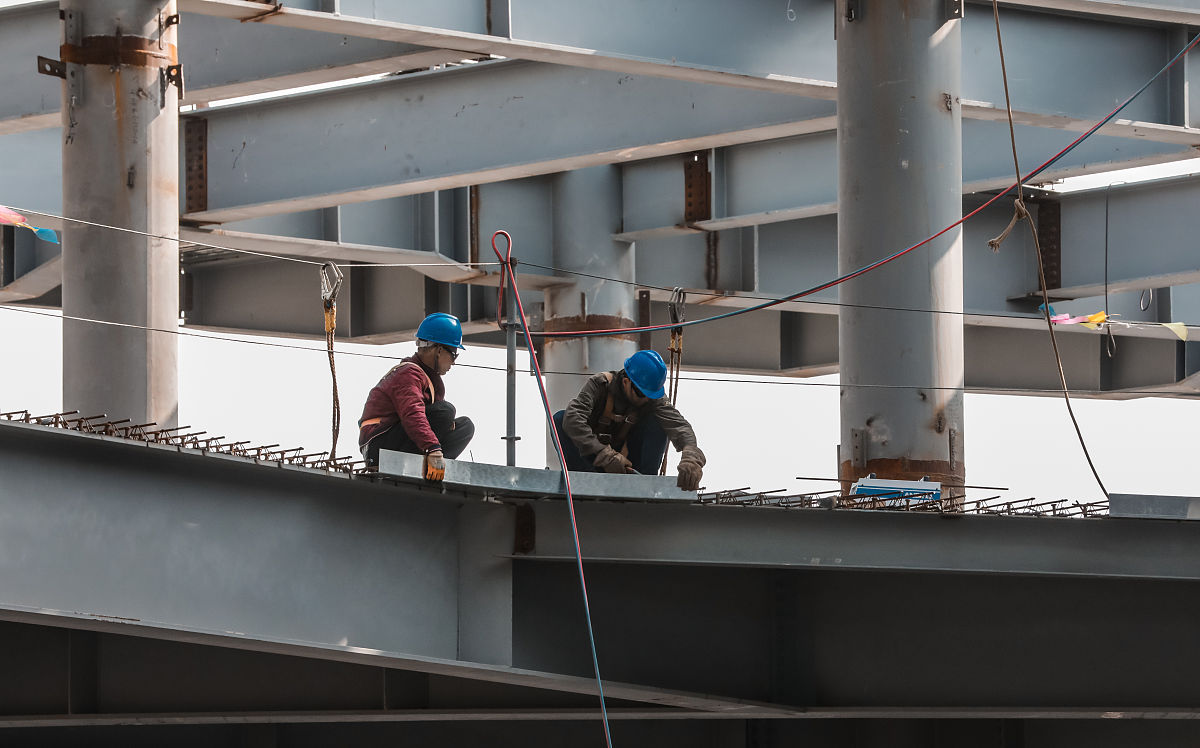 箱式梁闭口杆件手孔在施工完成后封闭