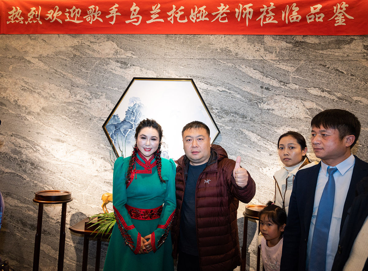 阿拉善盟有多少个作家名单回答加拓展。
