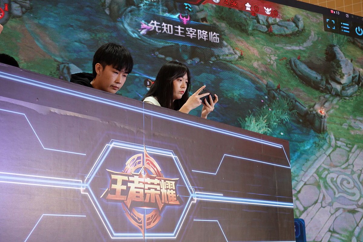 王者荣耀小队在哪看