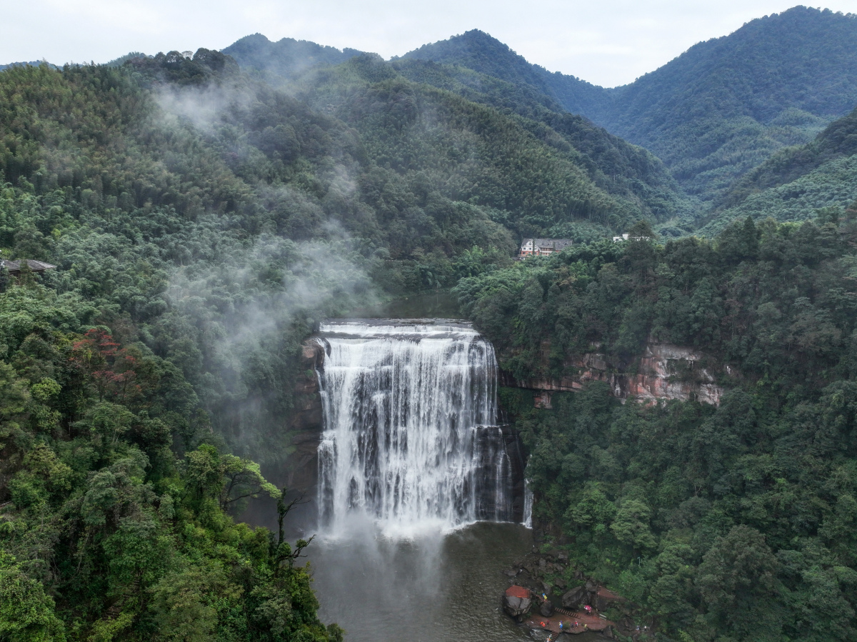 赤水大瀑布景区介绍