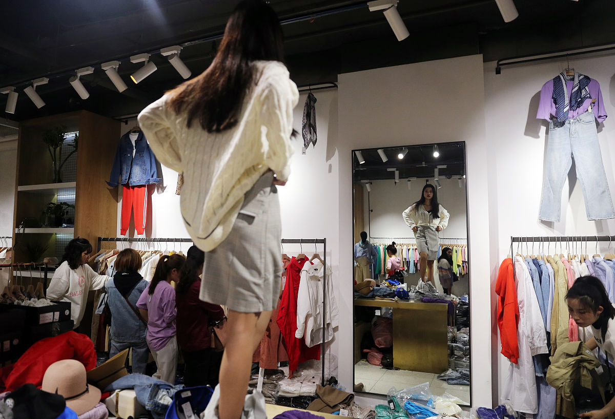 跨性别者女装淘宝店铺：满足个性需求，打造专属空间