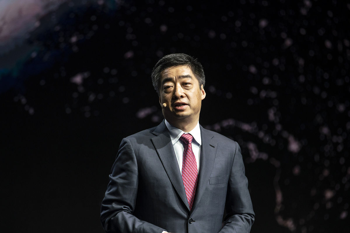 吕梁在加强政府引导和服务保障需采取的措施三、四个方面具体论述2000字