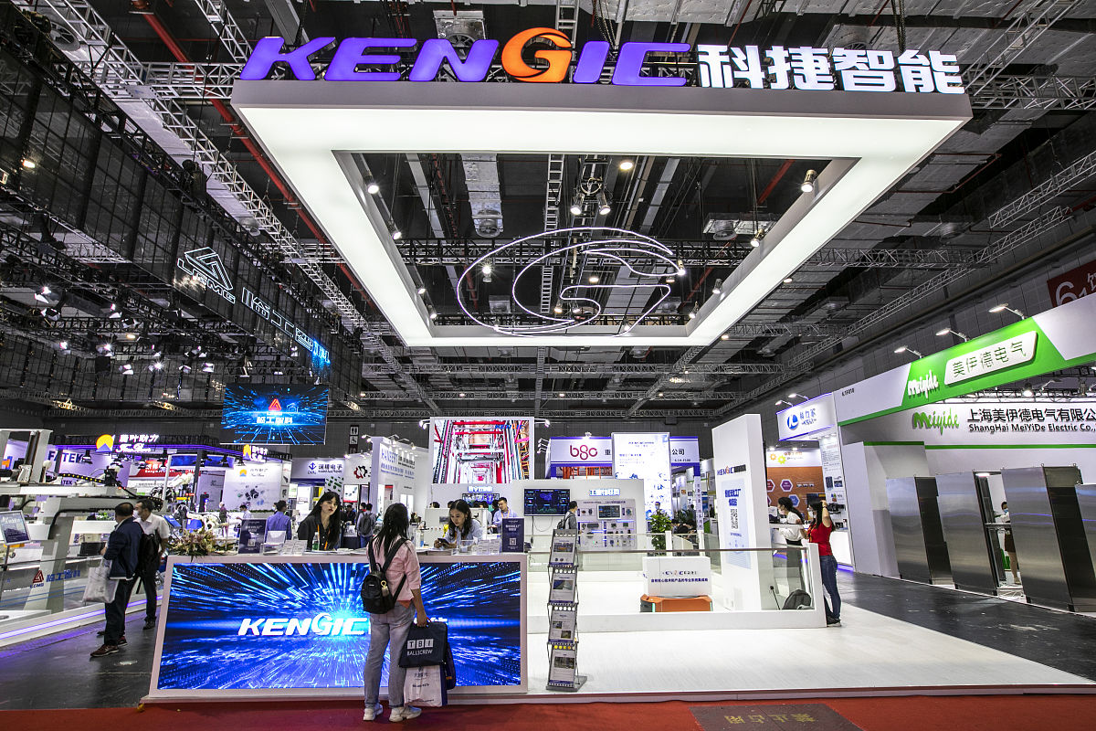 Musco vs. 飞利浦：对比两家公司在中国体育照明市场的发展模式