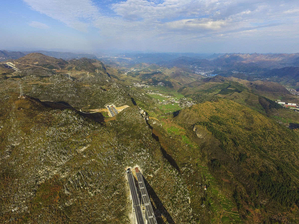 贵州专业承包资质办理费用：详细解读及成本预算