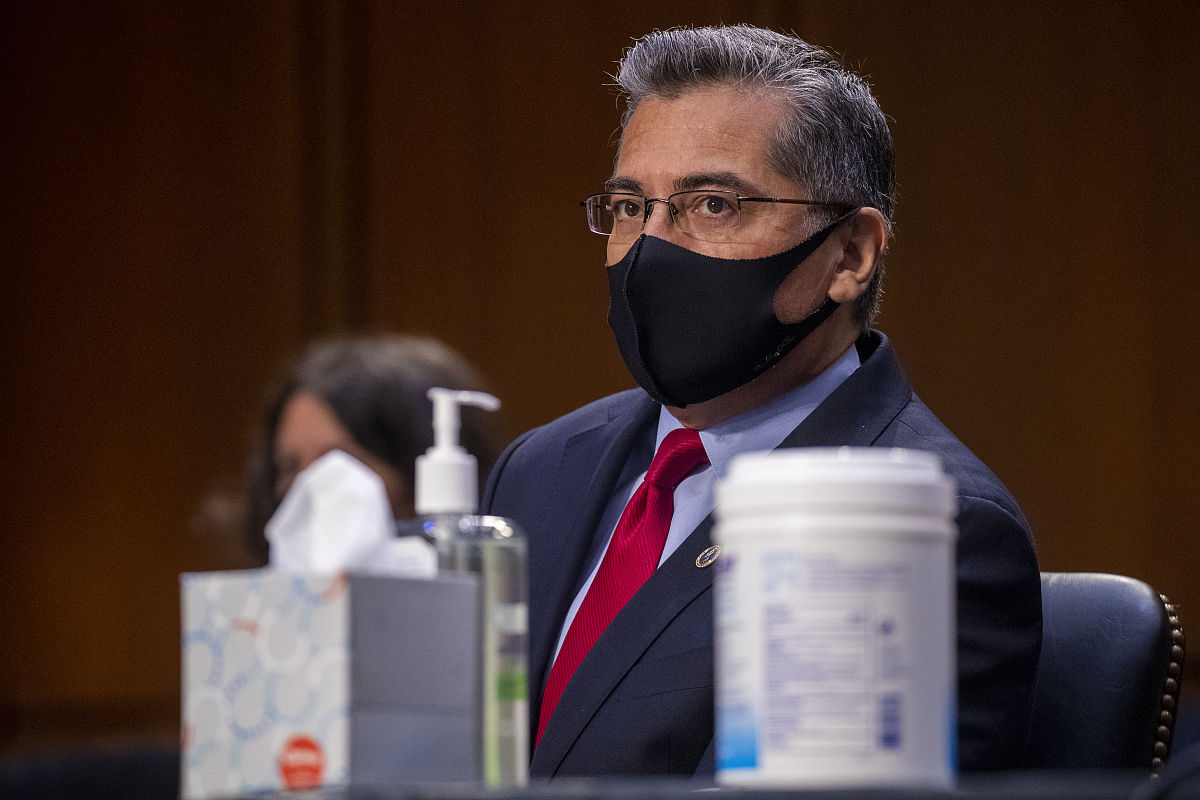 成都龙泉卫生学校护理专业招收男生吗？