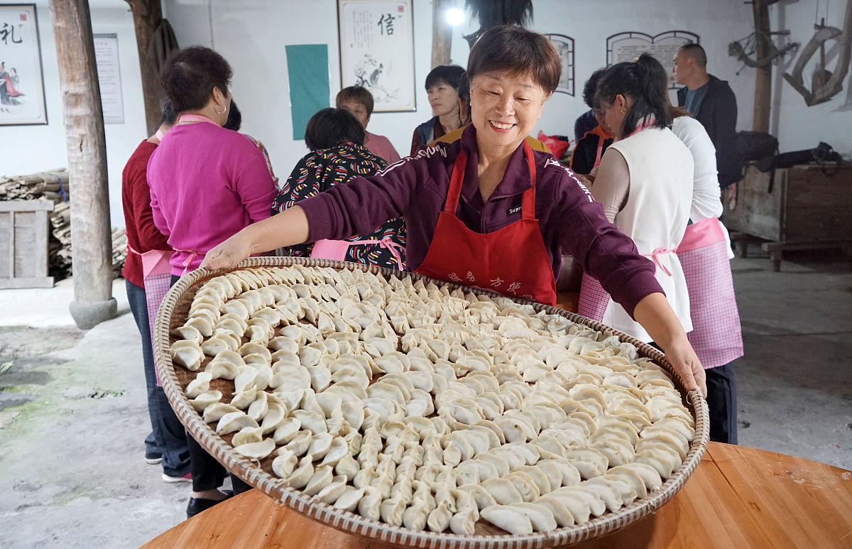 幸福饺子店：藏着惊喜的爆款小故事