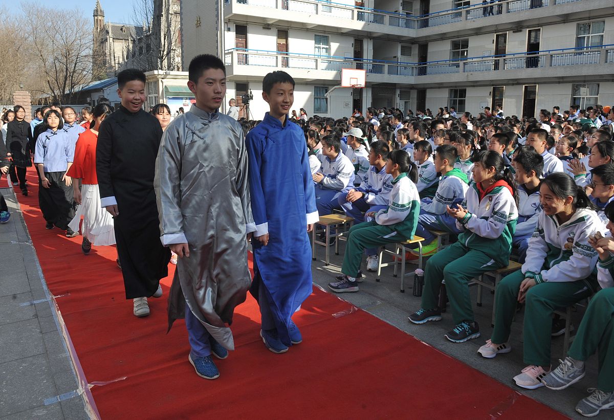 文水县徐特立职业中学有表演专业吗
