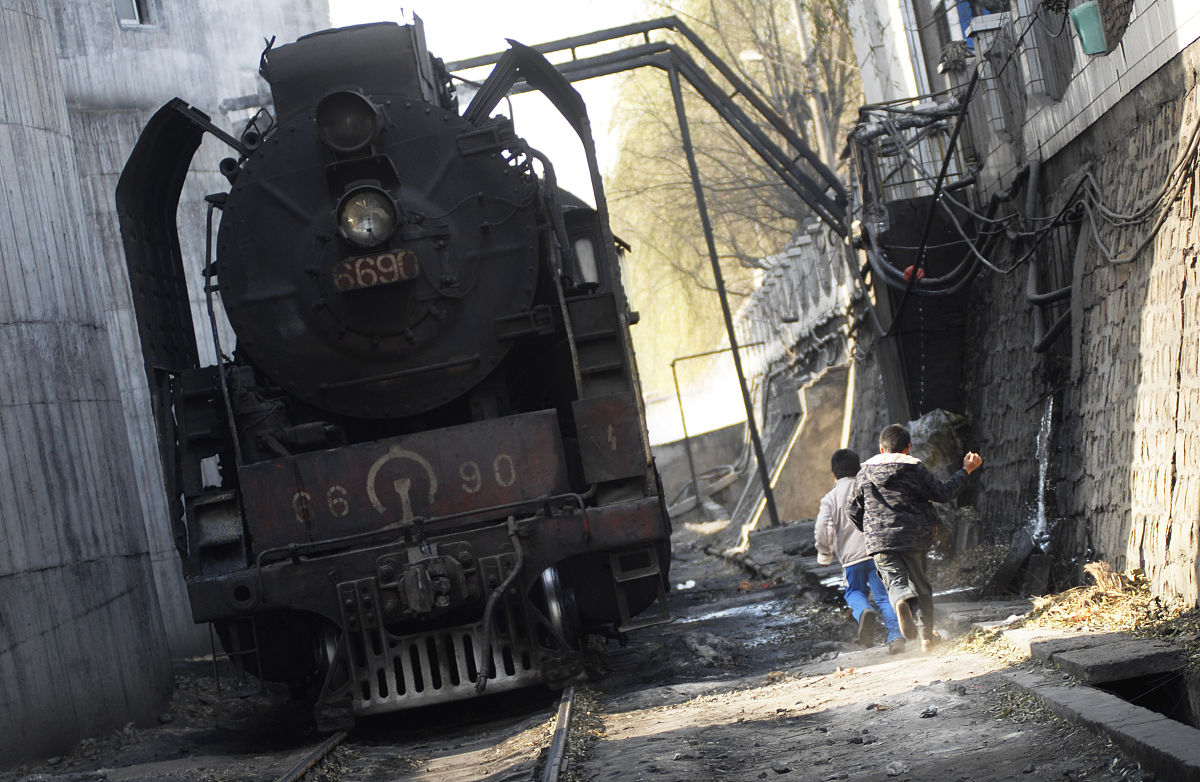 贵州地质学校铁道工程专业怎么样？就业前景如何？