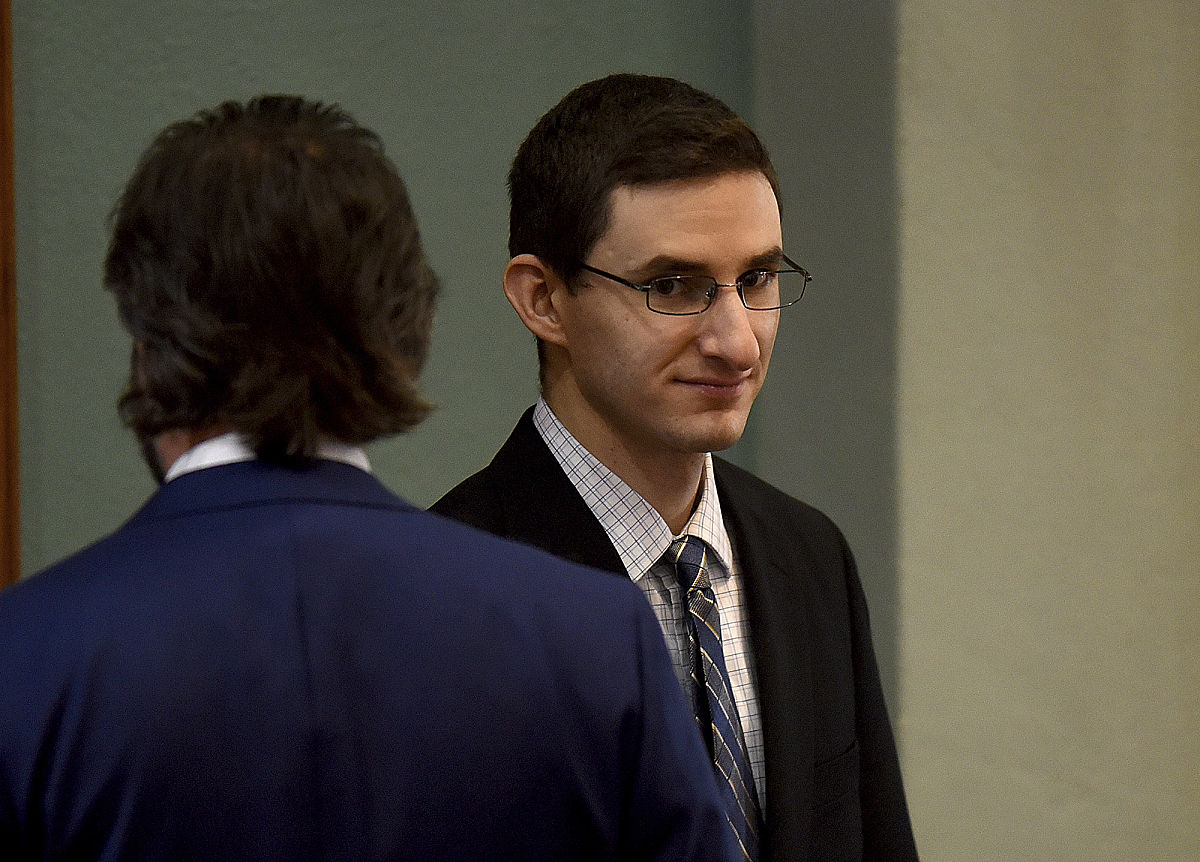 女护士意想不到曲折离奇的故事1000字左右