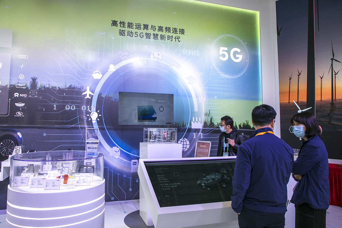 柳州技工学校招生专业：机电、电子、汽车、建筑装饰、烹饪等热门专业