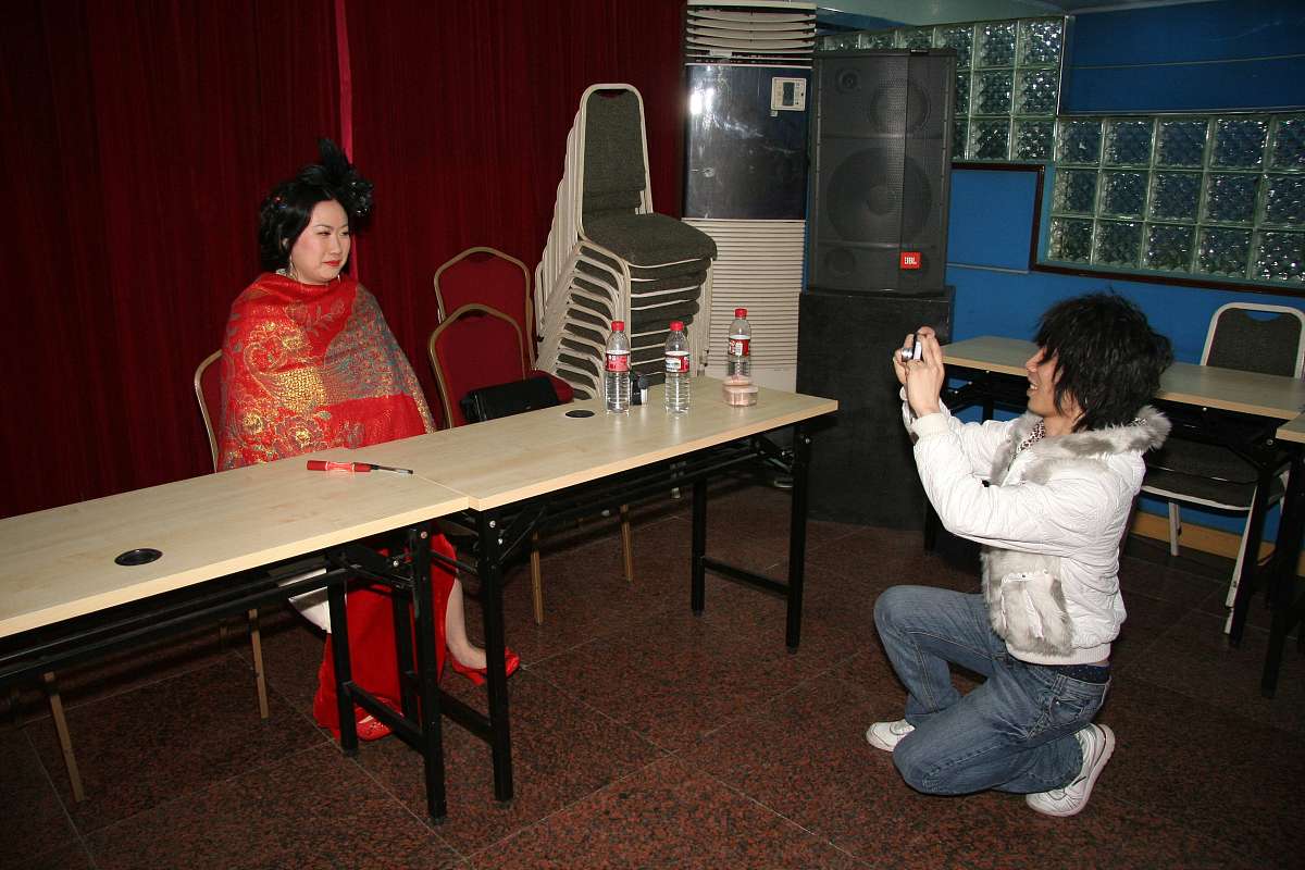 2008年12月26日,杭州,电影《a面b面》热拍.芙蓉姐姐+++_+++a面b面,热