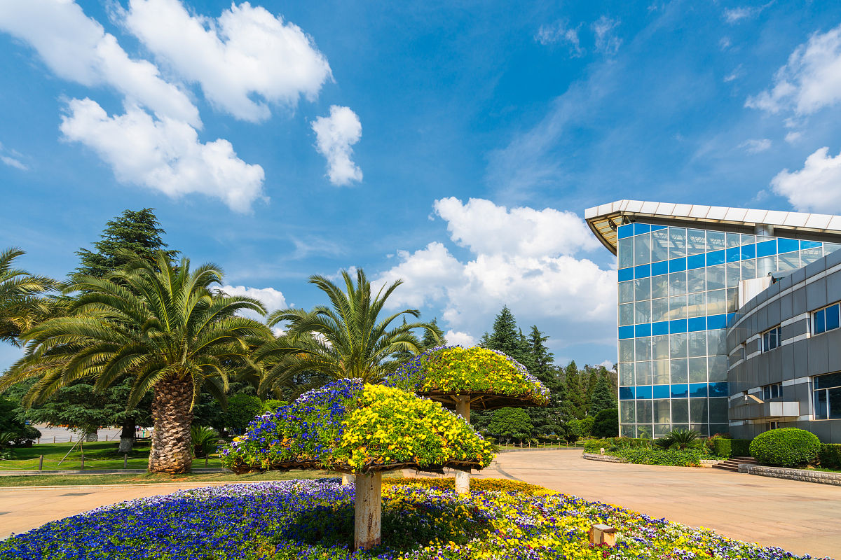 云南热带作物职业学院专业介绍 - 热带作物人才培养基地