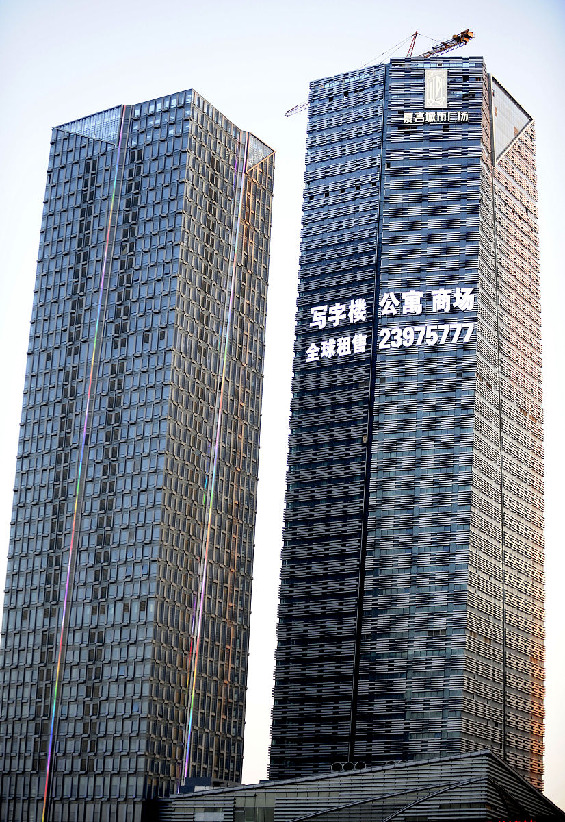 换种说法性价比：物美价廉 材质质感：物品质量很好值得购买 外形外观：外观漂亮