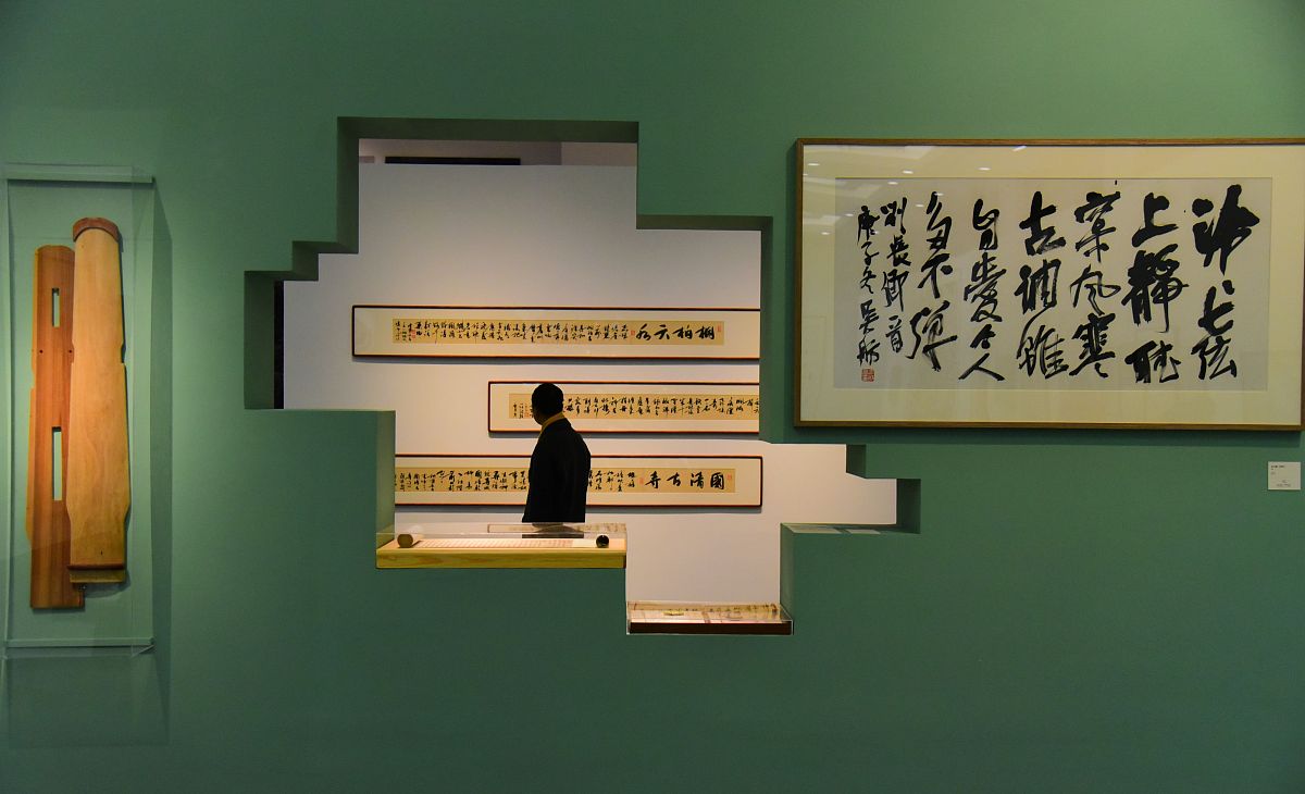 2020年12月28日,杭州,"青山行不尽——唐诗之路艺术展"在浙江展览馆开
