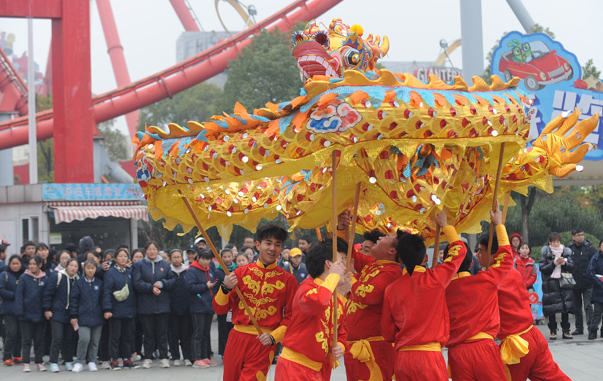 清远五一搞笑宣传语，笑一笑，假期更快乐！