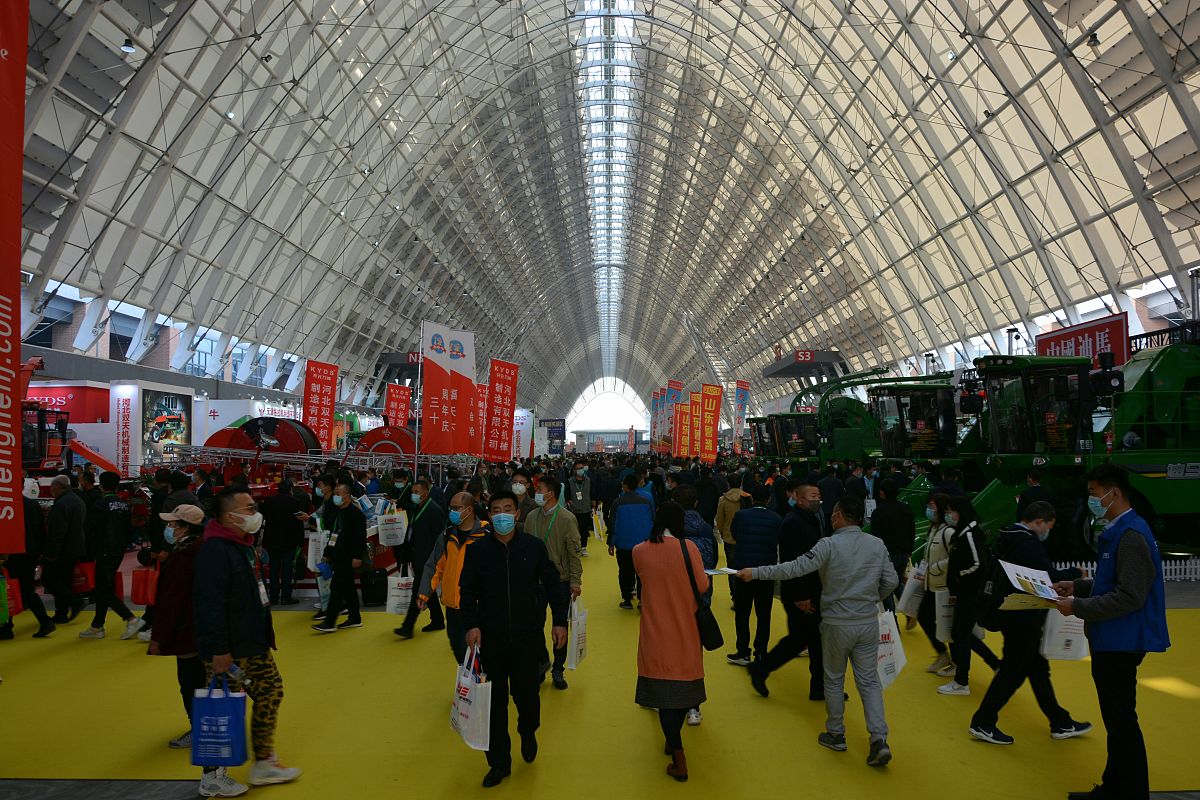 青岛技师学院2019年招生专业：机械、电子信息、工程、经济管理等