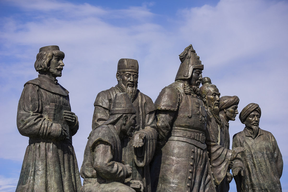 文天祥临刑前朝南叩拜：忠魂不泯的爱国情怀