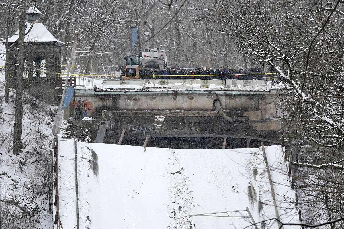 女生突然不发朋友圈了说明什么，