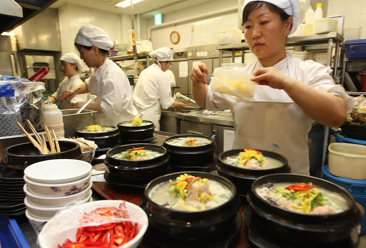 暑期韩式拌饭店打工经历：收获技能与成长