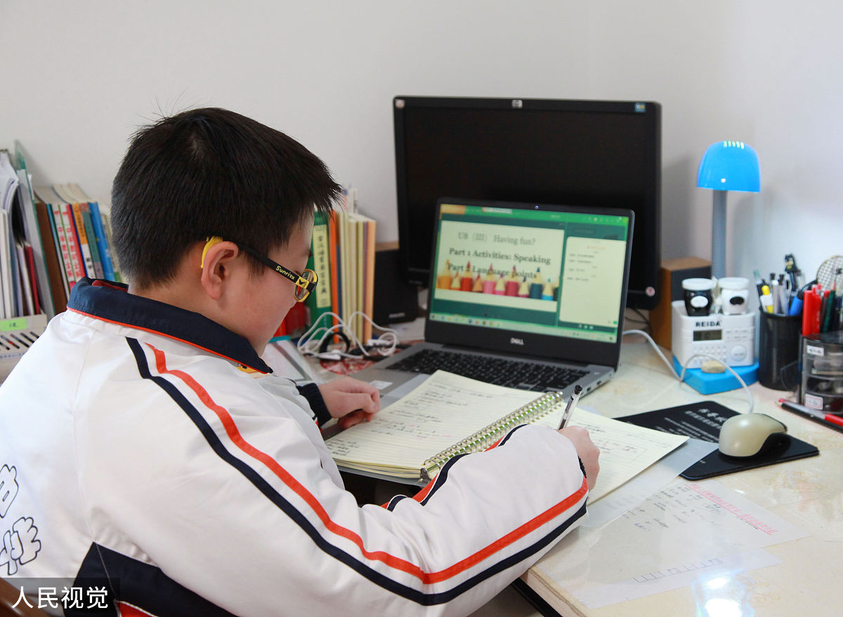 初中生学电脑，利弊分析：该不该学？